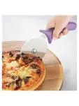 Pizzasnijder - Paars - H 2.3 x 10 x 22.9 CM - Hygiplas - FE284 FE284 €9.09 Pizzasnijders