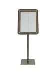 Menukaart Display - Veiligheidsglas - Walnoot - RVS - H 75 x B 57 CM - Securit MCS-4A4-WAL €184.00 Menukaarten