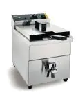 Inductiefriteuse - Tafelmodel - 7.5 Liter - H 41.5 x 29 x 44 CM - 3 kW - 220-240 V - Buffalo - CP793 CP793 €228.55 Friteuses 230 volt