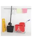 Emmer - 20 Liter - Rood - H 48 x 28 x 35 CM - Jantex - DL912 DL912 €40.46 Schoonmaakwagen