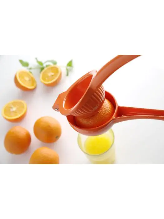 Present Time Citruspers – Sinaasappel Pers 18cm – Juicer Rocket – Matthias Zschlager Design – Sapmaker – Blauw | Best Deals Online BV