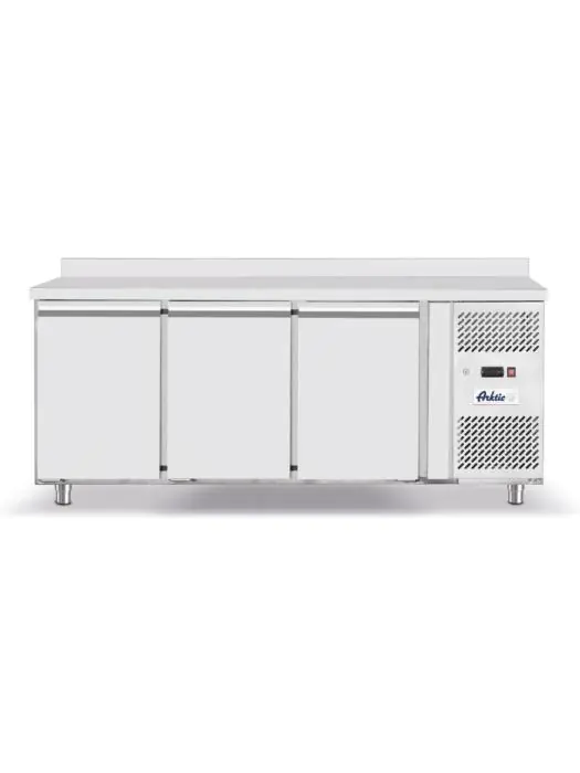 Koelwerkbank - Profi Line - 3 deurs - Motor rechts - Met spatrand - Hendi - 232057 232057 €1,346.09 Koelwerkbanken