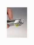 Knoflookpers - 0.075 KG - 15.2 CM - Aluminium - Westmark - 016050 016050 €8.95 Raspen/persen/snijden