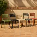 Terrasstoel Helen - Stapelbaar - Marsala - Kunststof - G-line GL-156666 €34.95 Terrasstoelen
